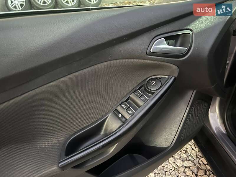 Універсал Ford Focus 2011 в Коломиї