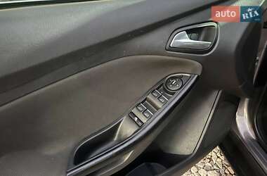 Універсал Ford Focus 2011 в 