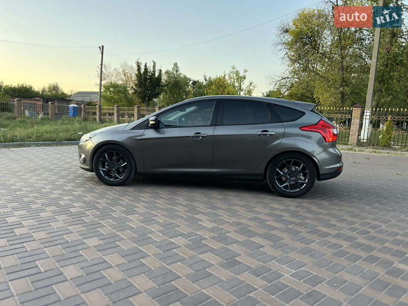 Хетчбек Ford Focus 2014 в Валках фото 5 Хетчбек Ford Focus 2014 в Валках