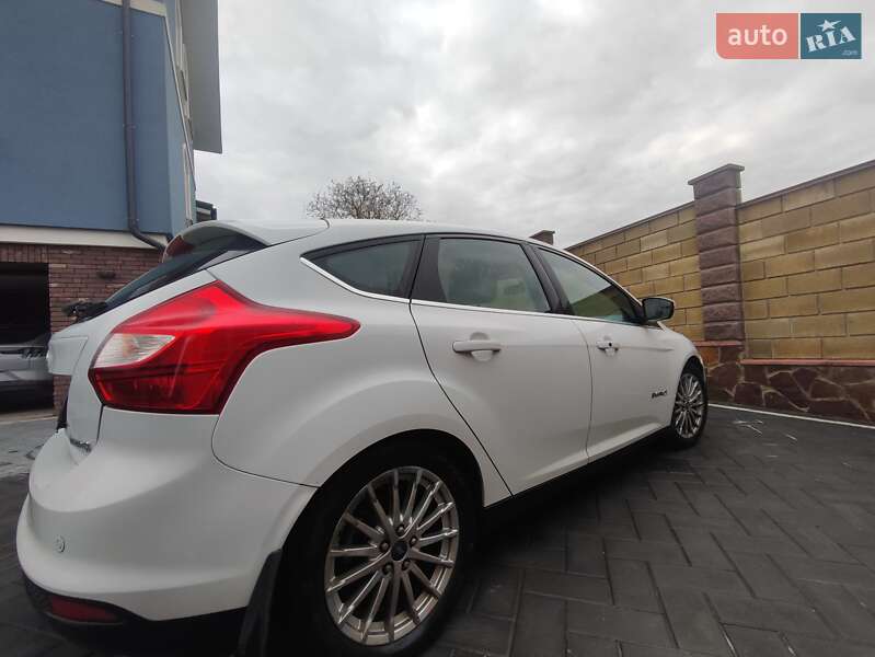 Хетчбек Ford Focus 2013 в Тернополі