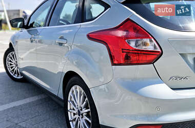 Хетчбек Ford Focus 2014 в  фото 4 Хетчбек Ford Focus 2014 в