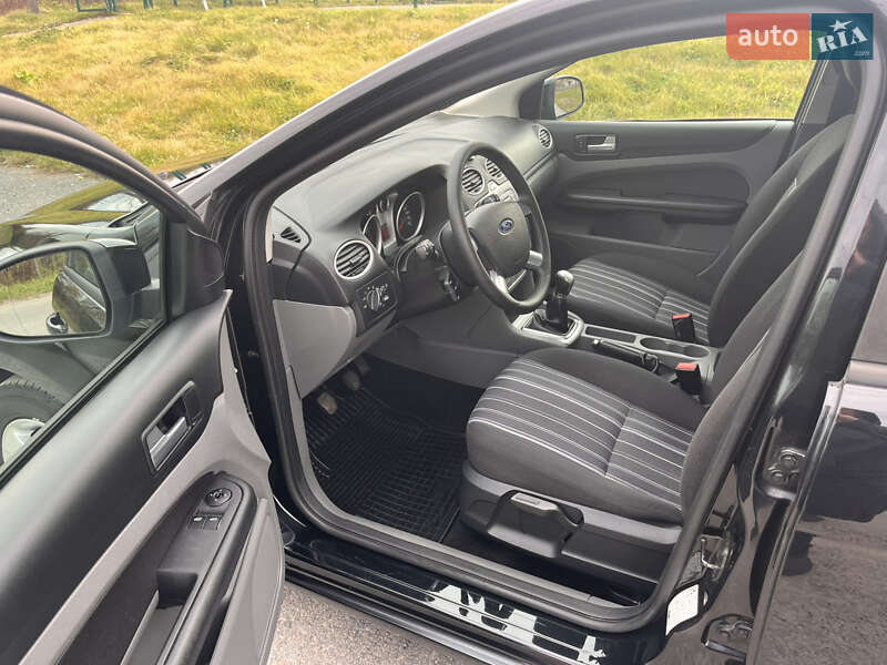 Універсал Ford Focus 2008 в Звягелі