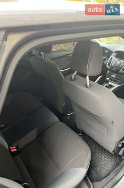 Универсал Ford Focus 2011 в 