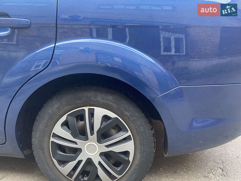 Універсал Ford Focus 2008 в Києві фото 9 Універсал Ford Focus 2008 в Києві