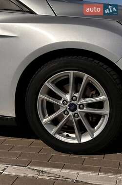 Хетчбек Ford Focus 2016 в  фото 19 Хетчбек Ford Focus 2016 в