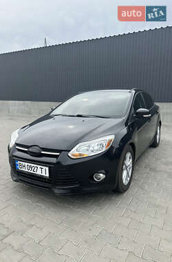 Седан Ford Focus 2014 в 