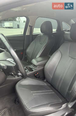 Седан Ford Focus 2014 в 