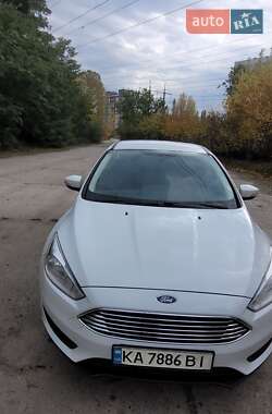 Седан Ford Focus 2017 в Киеве