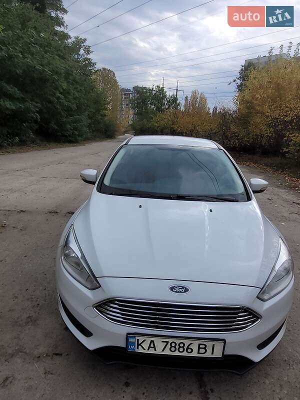 Седан Ford Focus 2017 в 