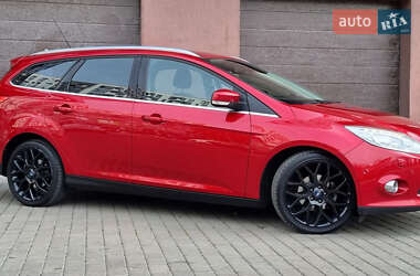 Універсал Ford Focus 2013 в  фото 5 Універсал Ford Focus 2013 в