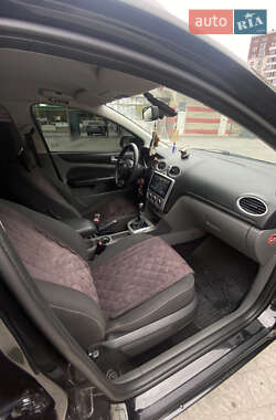 Универсал Ford Focus 2010 в 