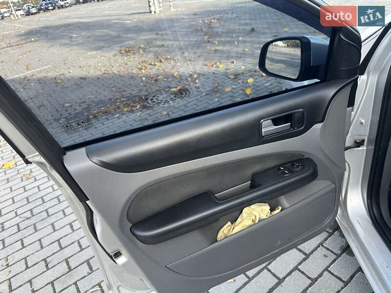 Універсал Ford Focus 2010 в Коломиї фото 13 Універсал Ford Focus 2010 в Коломиї