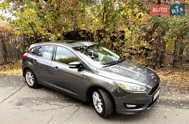 Хэтчбек Ford Focus 2016 в 