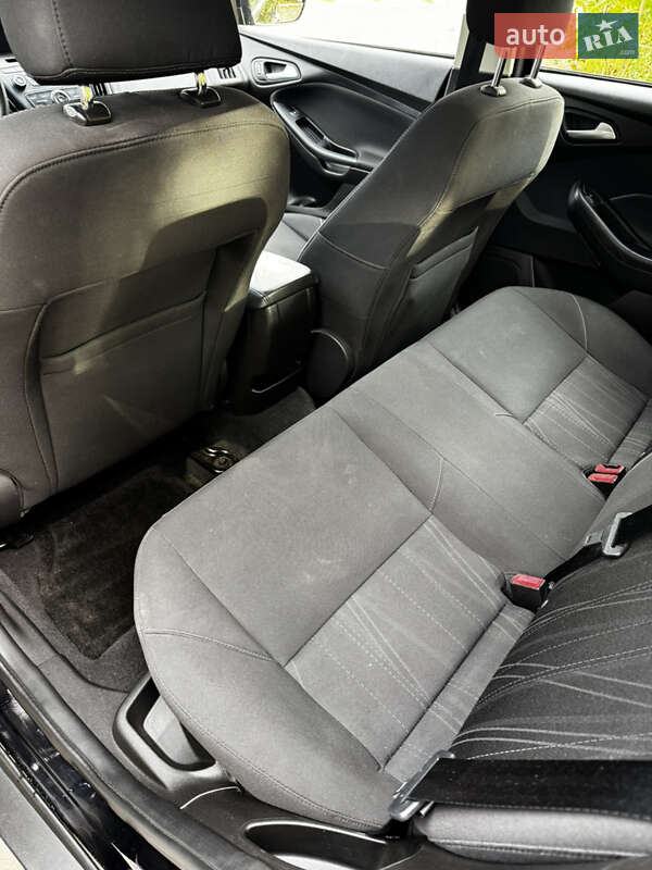 Седан Ford Focus 2016 в Одесі фото 11 Седан Ford Focus 2016 в Одесі