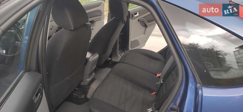 Хетчбек Ford Focus 2008 в Вараші