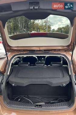 Хэтчбек Ford Focus 2013 в 