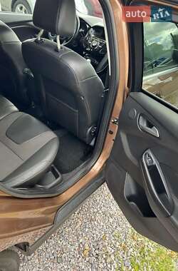 Хэтчбек Ford Focus 2013 в 