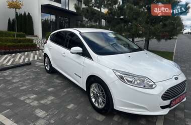 Хэтчбек Ford Focus 2018 в 