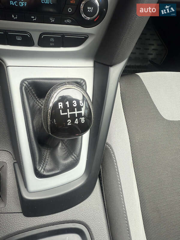 Хетчбек Ford Focus 2013 в Києві фото 13 Хетчбек Ford Focus 2013 в Києві