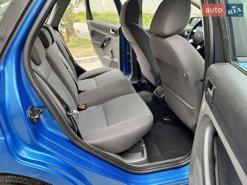 Хетчбек Ford Focus 2007 в Дніпрі