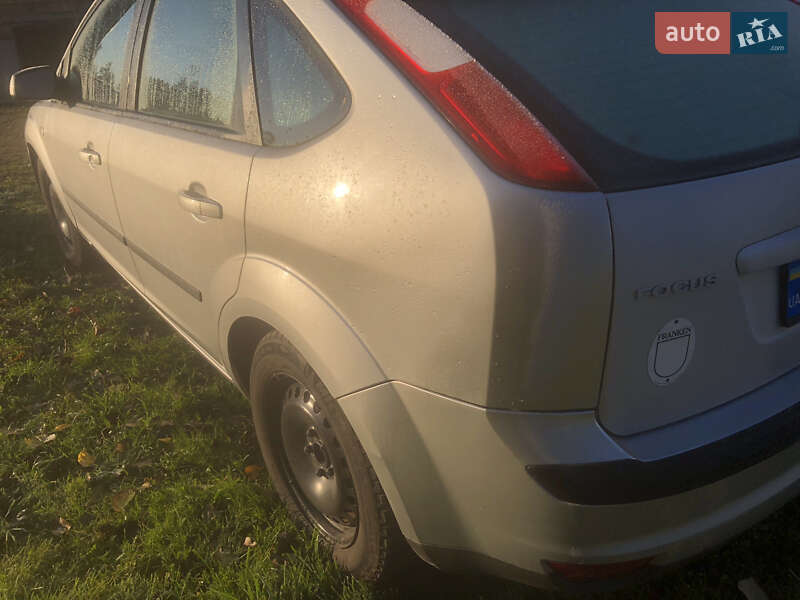 Хэтчбек Ford Focus 2007 в Самборе фото 9 Хэтчбек Ford Focus 2007 в Самборе