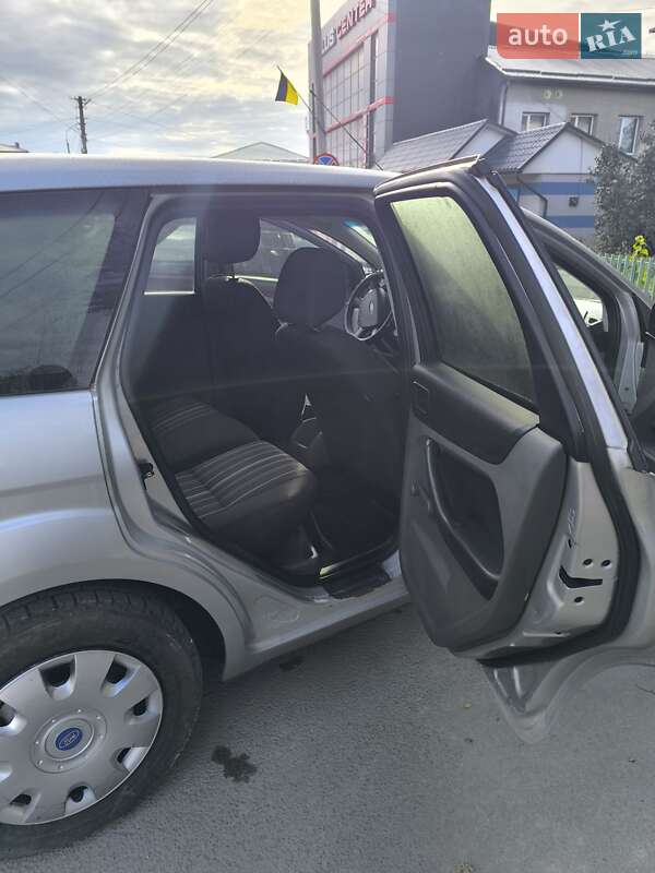 Универсал Ford Focus 2009 в Чемеровцах