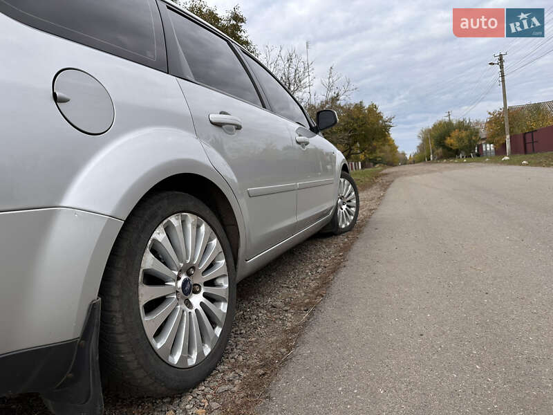 Универсал Ford Focus 2007 в Каменке