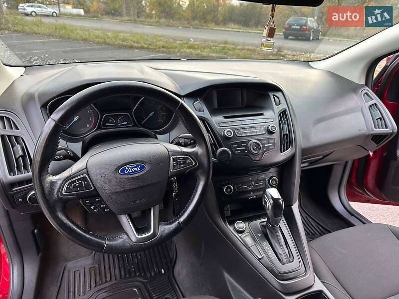 Хетчбек Ford Focus 2015 в Рівному фото 17 Хетчбек Ford Focus 2015 в Рівному