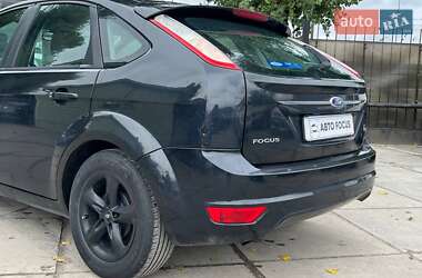 Хетчбек Ford Focus 2010 в 