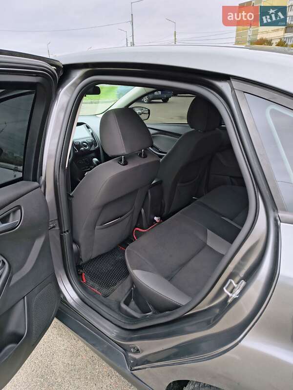 Седан Ford Focus 2013 в Києві