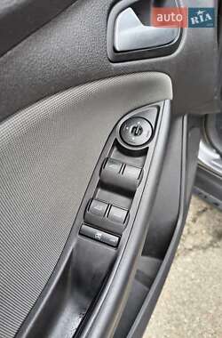 Седан Ford Focus 2013 в 