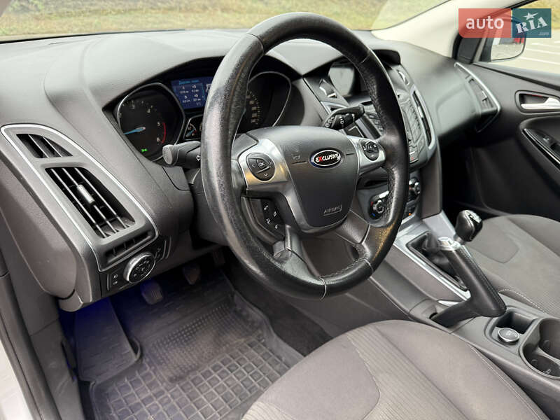 Універсал Ford Focus 2013 в Києві фото 18 Універсал Ford Focus 2013 в Києві