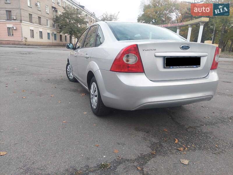 Седан Ford Focus 2008 в Кривом Роге