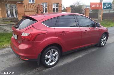 Хетчбек Ford Focus 2013 в 