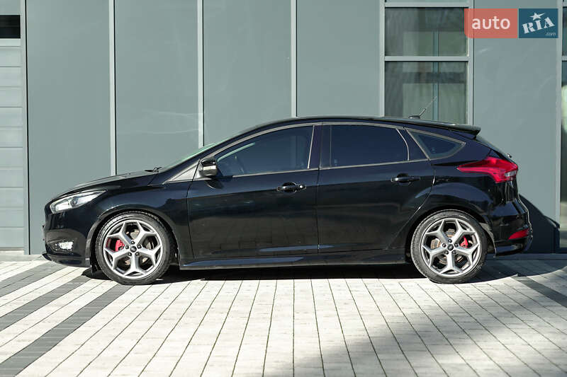 Хетчбек Ford Focus 2015 в Львові фото 3 Хетчбек Ford Focus 2015 в Львові