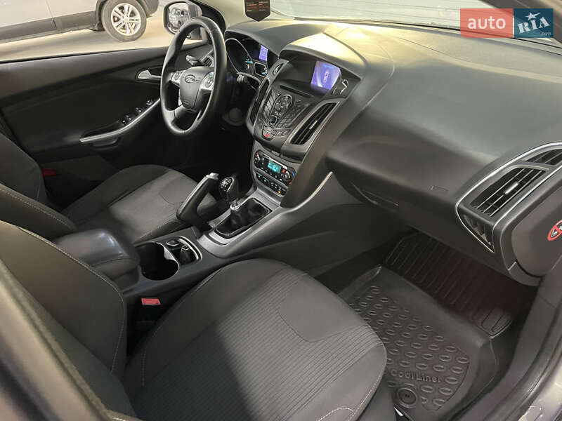 Хетчбек Ford Focus 2012 в Стрию