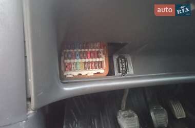 Хэтчбек Ford Focus 2004 в  фото 14 Хэтчбек Ford Focus 2004 в
