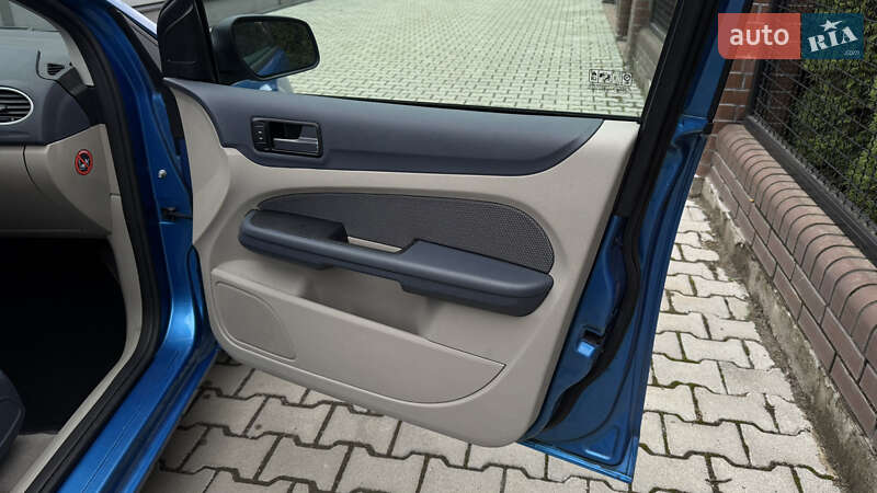 Хэтчбек Ford Focus 2004 в Ивано-Франковске фото 31 Хэтчбек Ford Focus 2004 в Ивано-Франковске