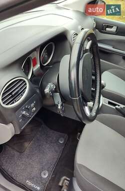 Універсал Ford Focus 2009 в 