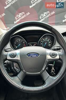Седан Ford Focus 2013 в 