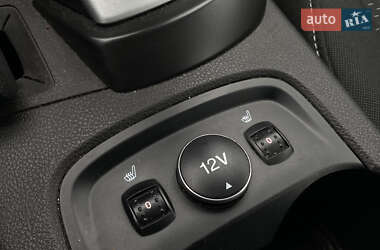 Хэтчбек Ford Focus 2012 в 
