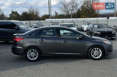 Седан Ford Focus 2016 в  фото 8 Седан Ford Focus 2016 в