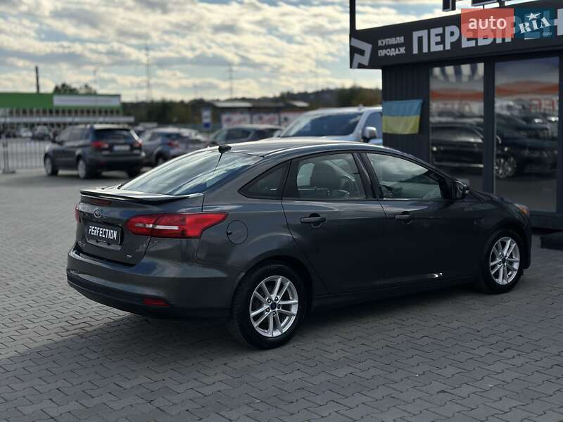 Седан Ford Focus 2016 в Черновцах