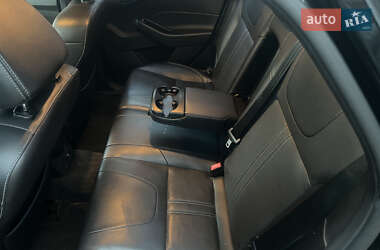 Седан Ford Focus 2013 в 