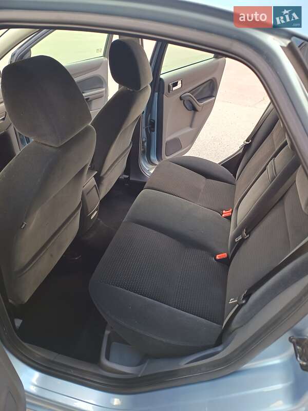 Седан Ford Focus 2005 в Кропивницком