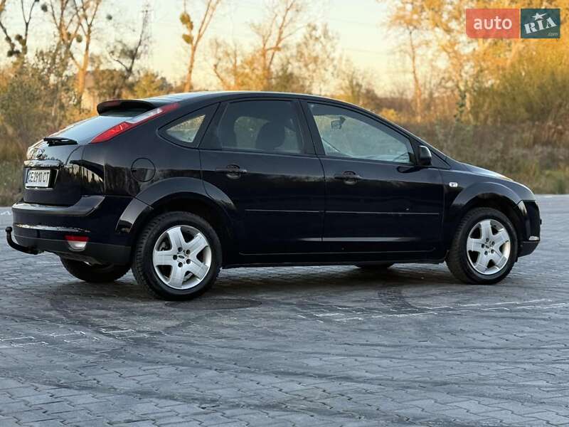 Хетчбек Ford Focus 2007 в Чернівцях фото 13 Хетчбек Ford Focus 2007 в Чернівцях
