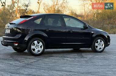 Хетчбек Ford Focus 2007 в 