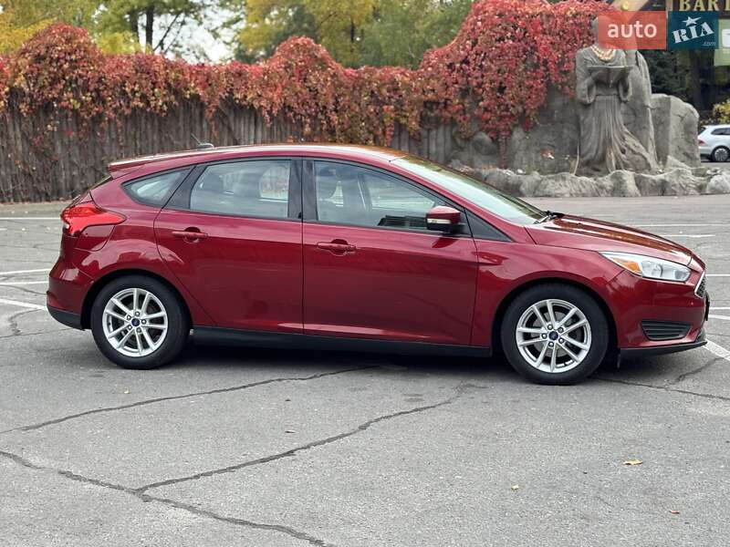Хэтчбек Ford Focus 2016 в Днепре