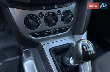 Универсал Ford Focus 2012 в 