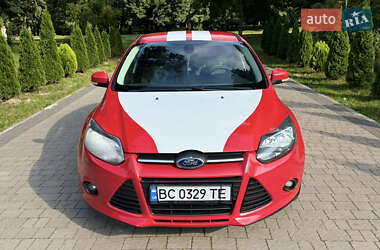Хетчбек Ford Focus 2011 в 